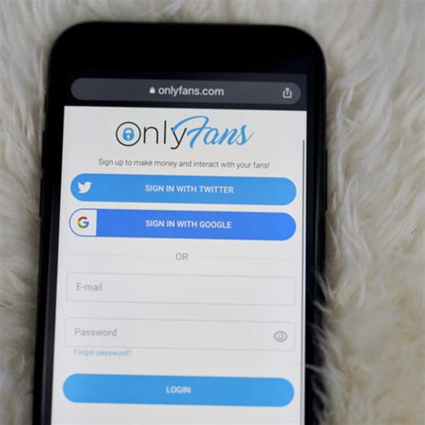 download onlyfans video iphone|How To Download OnlyFans Videos (5 Ways that。